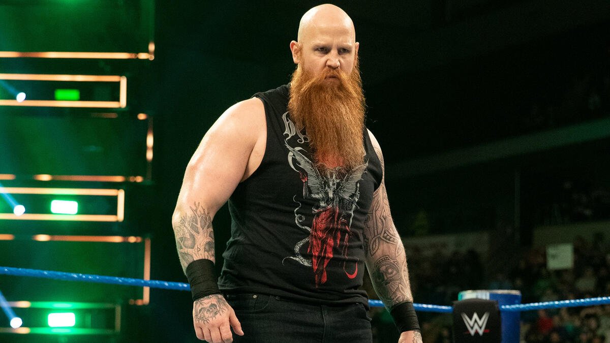 You are currently viewing Erick Rowan Reportedly Re-Signed With WWE