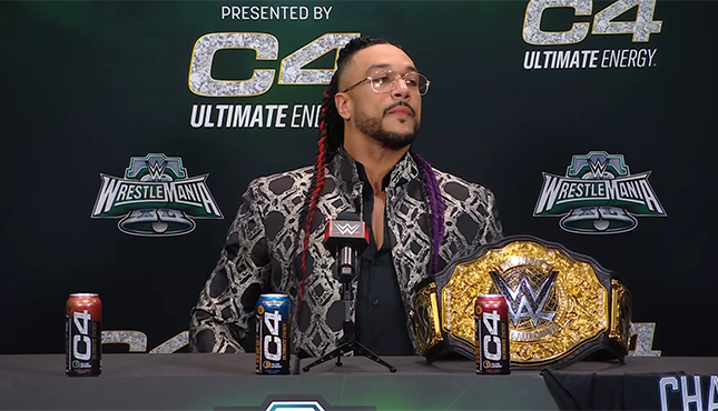 Read more about the article Damian Priest Confirms Re-Signing With WWE