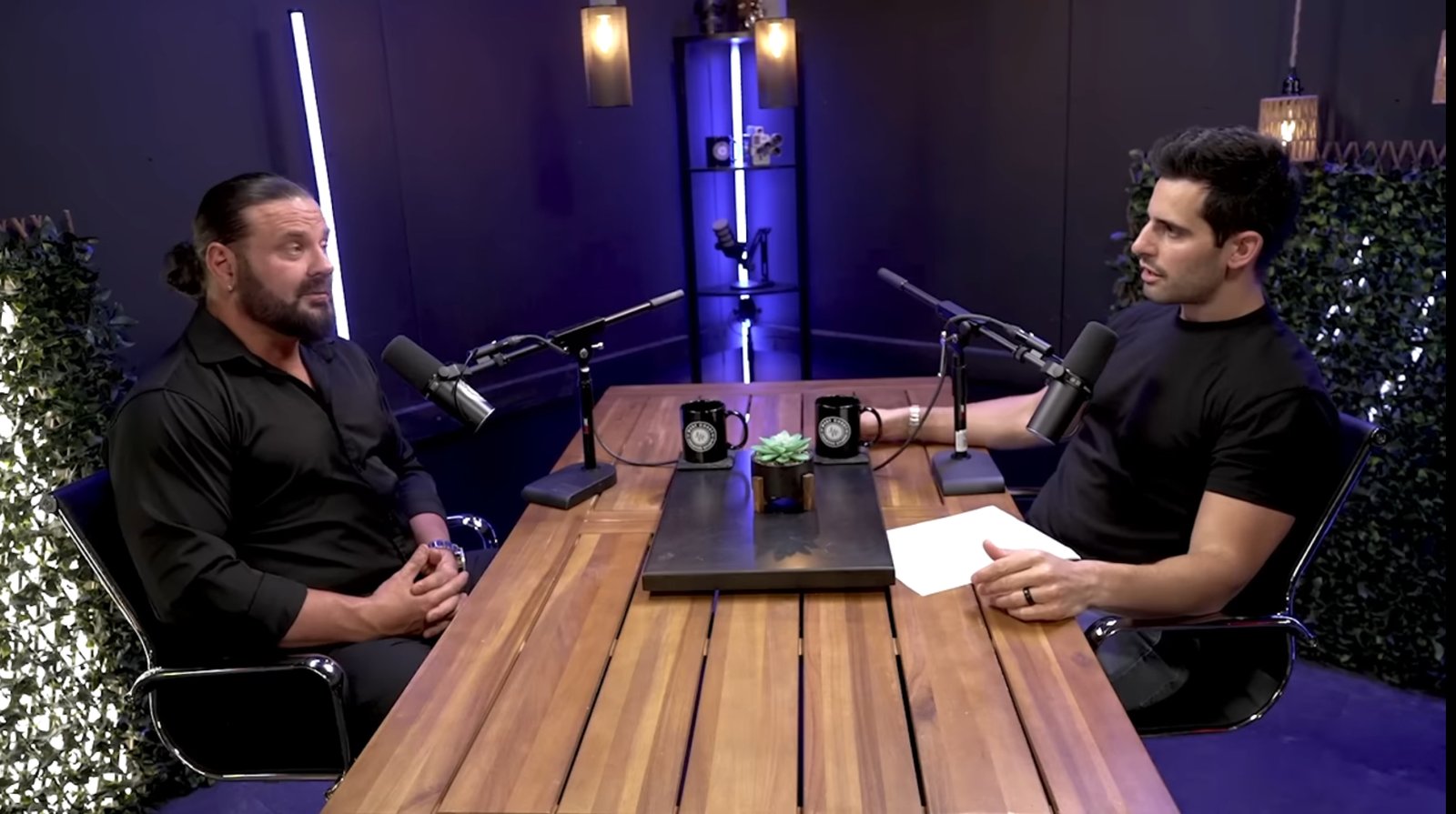 Read more about the article TNA Legend James Storm Talks Blindfold Cage Match, WWE NXT Stint, Train Segment with Mickie James, Acting Career & More on Insight with Chris Van Vliet