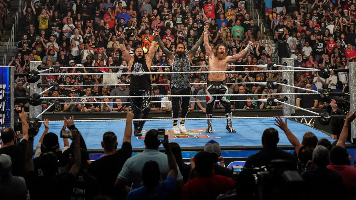 Read more about the article WWE Friday Night SmackDown August 15th, 2025 Results: Boston Turns Blue—Drew Deflects, Sami Declares, and Solo Gets Stung Again